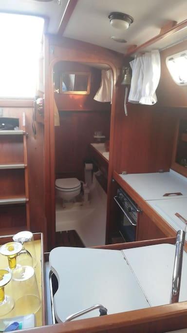 Boat-Apartamento Flotante Cadiz.. La Juanita Arroyo Extérieur photo
